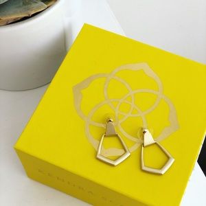Kendra Scott Paxton Hoop Earrings In Gold